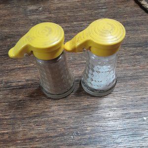 Daniels glass salt shakers